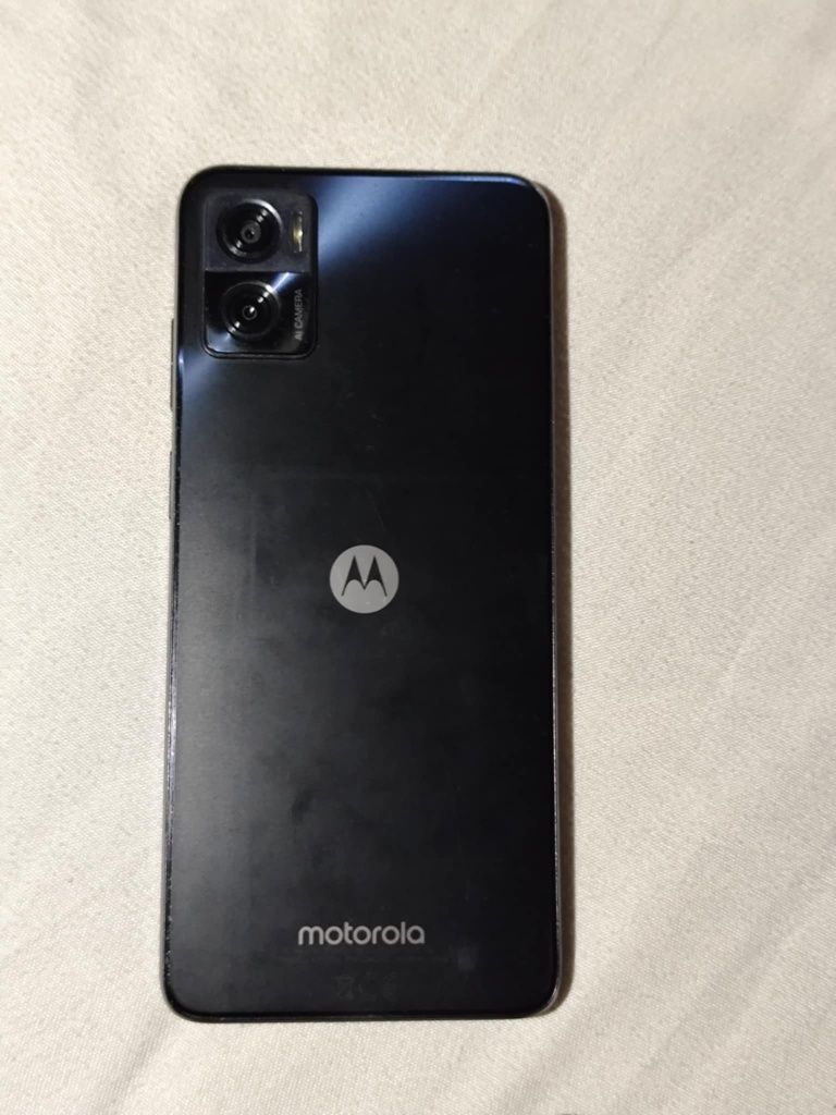 Motorola e22 fara zgârieturi