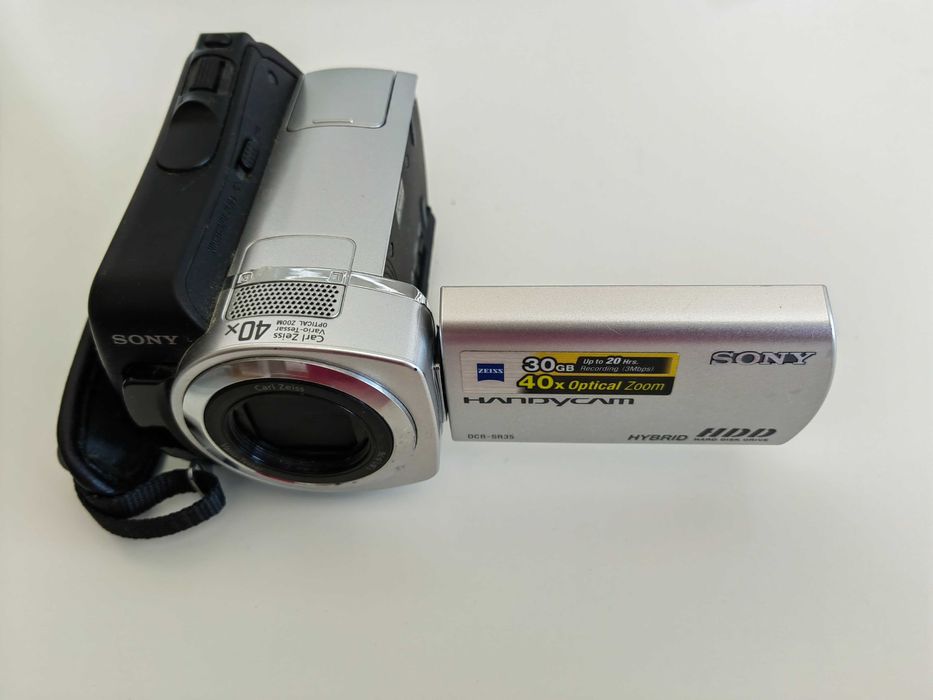 Видеокамера Sony DCR-SR35