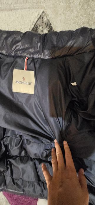 Vand geaca moncler
