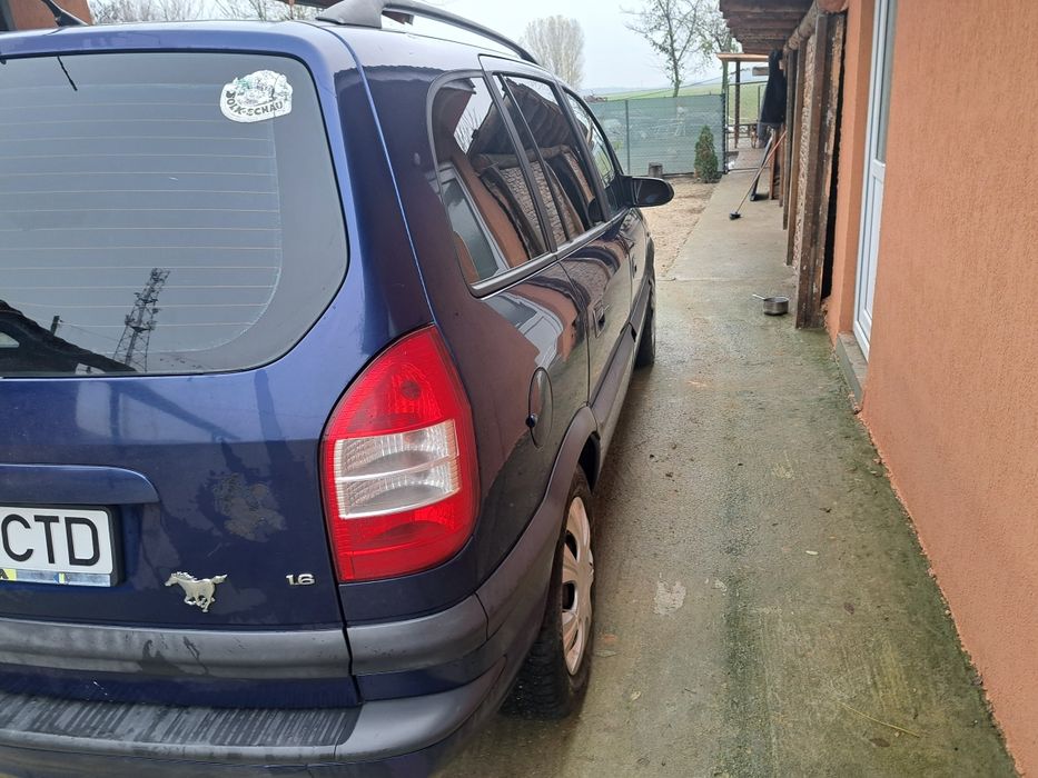 Vând OpelZafira 2003 cu GPL omologat