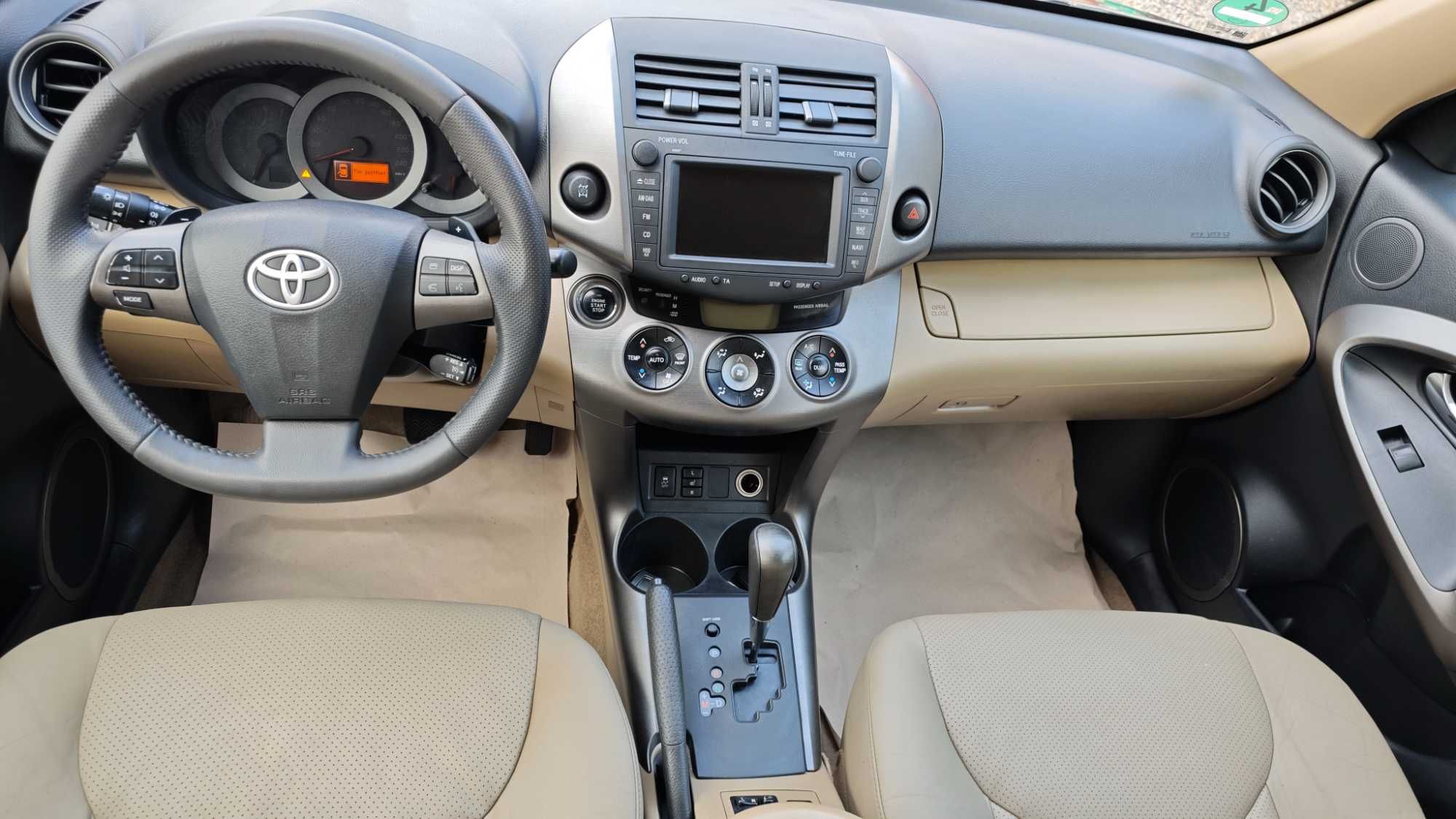ПОДАРЪК 4Л.ДЖАН/4 З.ГУМИ/Crossover/Keylessgo/Ролбар/Рейлинг/NAV Rav4