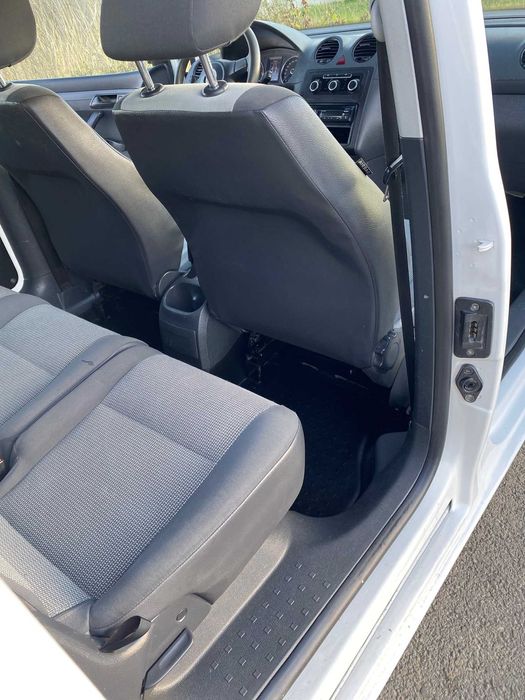 Volkswagen VW Caddy 4x4 / Alltrack / MAXI Van / 5 locuri / 2.0 TDI