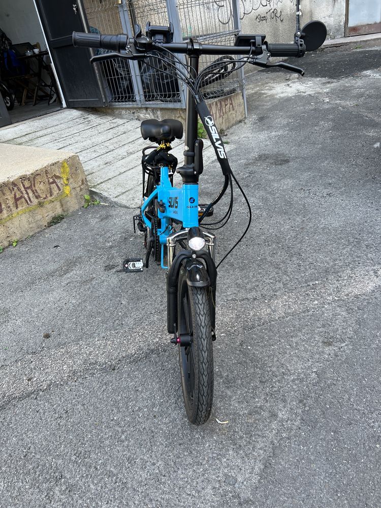 Vând bicicleta electrică