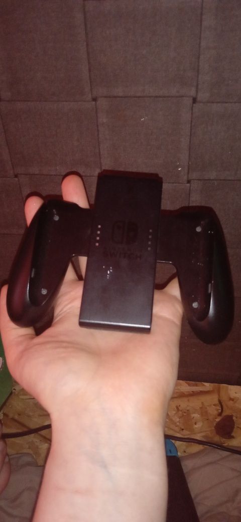 Продам Nintendo switch