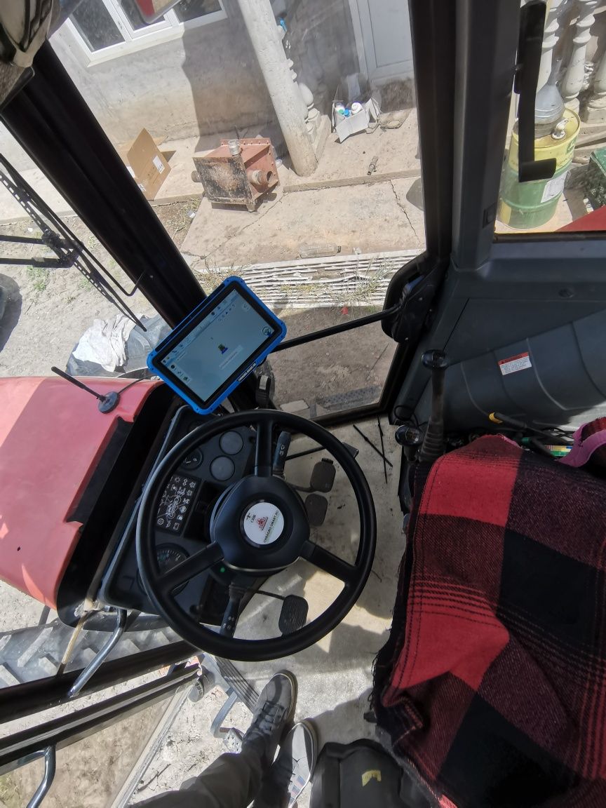 GPS cu autoghidare și precizie de 2.5 cm GPS Tractor.