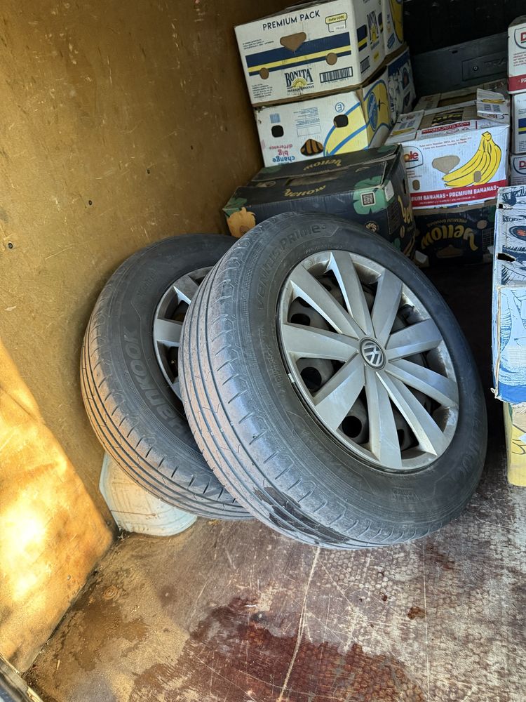 8 roti passat vw skoda audi 215 60 r16 vara iarna noi Hankook 6 7 8 mm