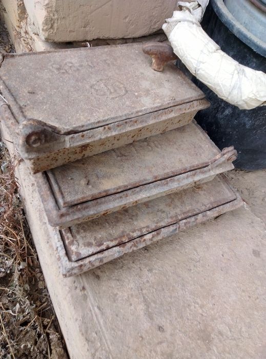 Дверцы и колосник печка