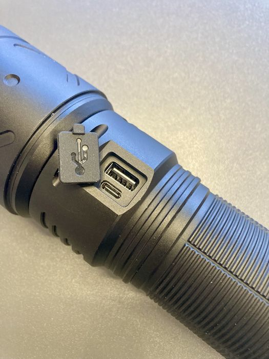 Фенер За Лов с Презареждаща се Li ion Батерия 15000mAh