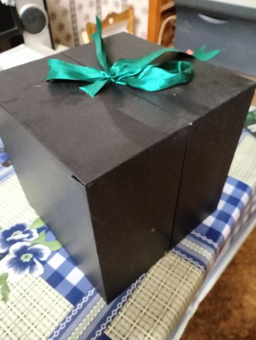 Ёлочные шары в подарочной коробке