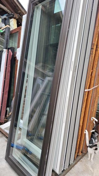 Usi si ferestre pvc si lemn cu sticla tripan