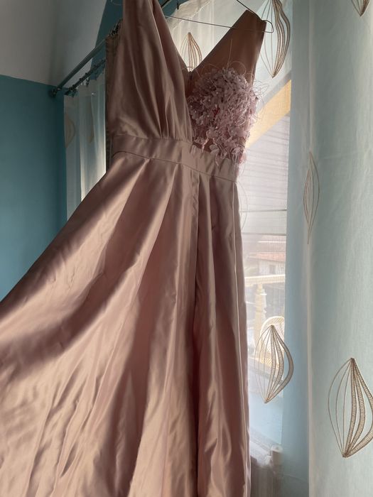 Vand rochita lunga cununie