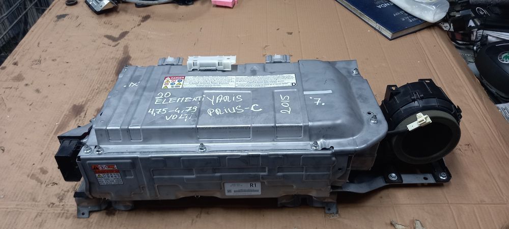 Baterie Toyota Yaris ,Prius hybrid 2015