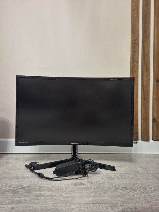 Монитор Samsung 24"