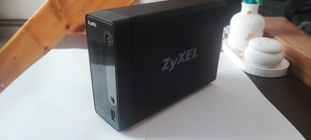 NAS Media Server ZyXel NSA310  Network Attached Storage
150 lei