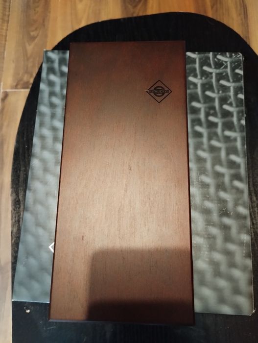 Microfon Neumann u87ai in garanție