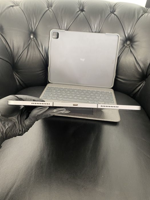 iPad Pro 12.9-Inch / M1 / 5th Generation / 1 TB / Space Gray/ Ca nou