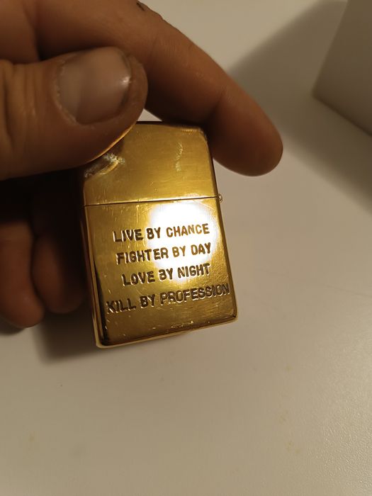 Vand brichete zippo