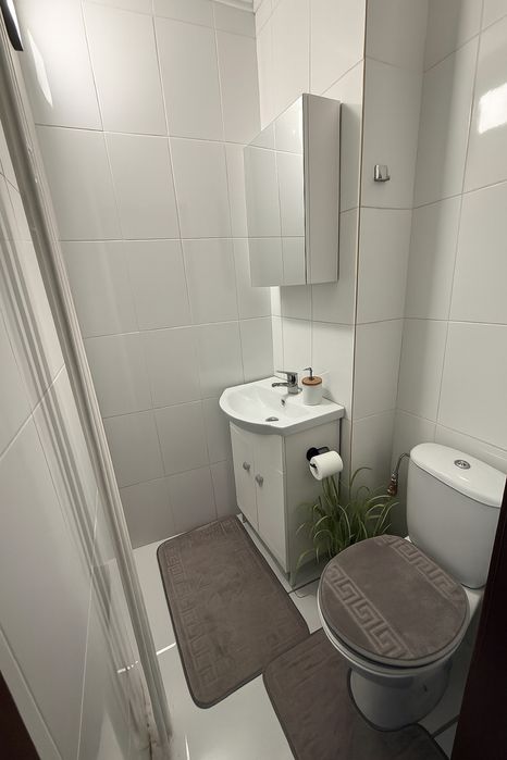 Vand apartament cu 3 camere, 80 mp utili, cu parcare