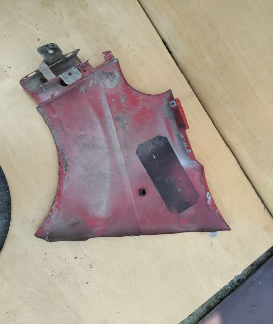 Aripa  Dreapta Renault Trafic a 2-a generatie seria