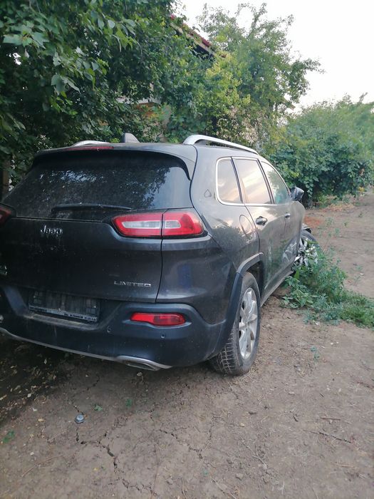 Jeep cherokee 2015 avariat