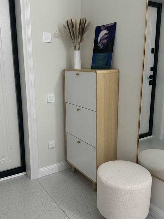 Срочно Продам обувницу