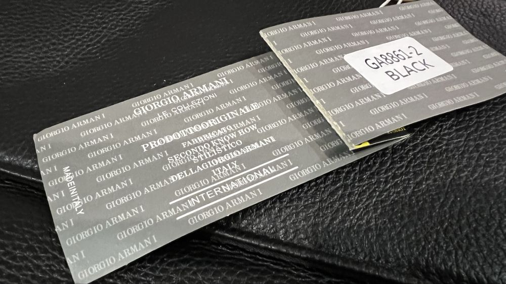 Продам брендовую оригинальную дорожную сумку Emporio Armani