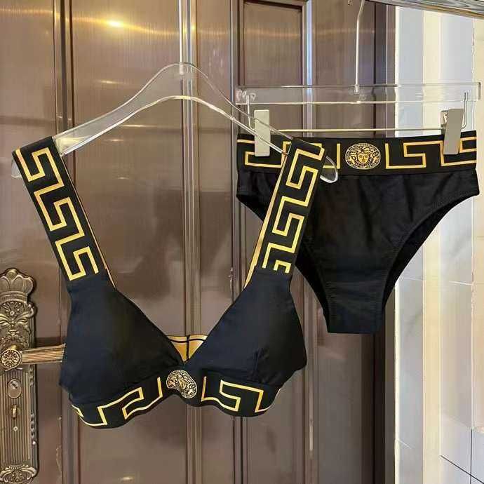 Costume de baie pentru femei Versace 43-880