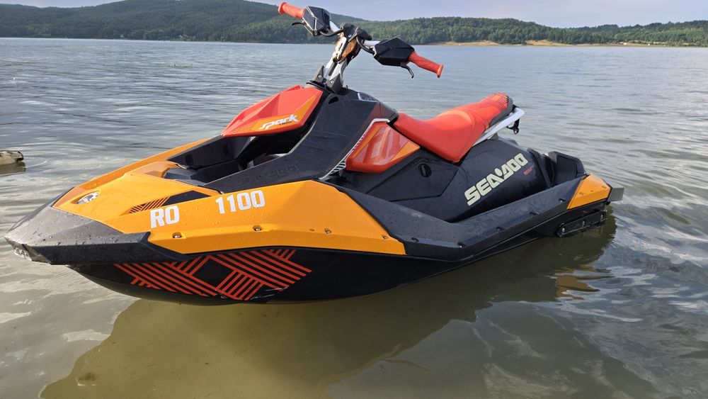 Spark trixx 2018 inmatriculat, folosit apă dulce 76 ore
