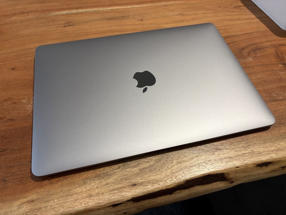 Macbook Air 13 inch, M1 2020