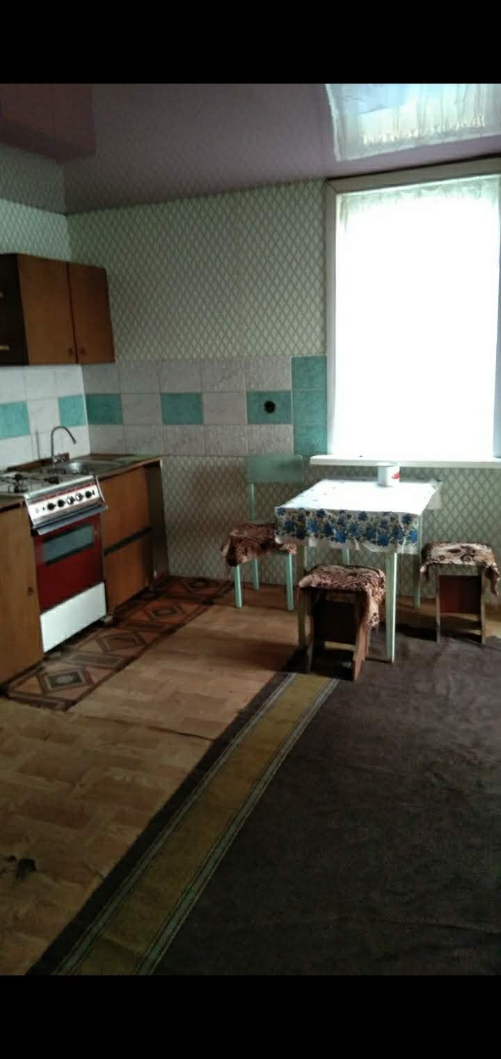 Продам  два дома на одном земельном участке