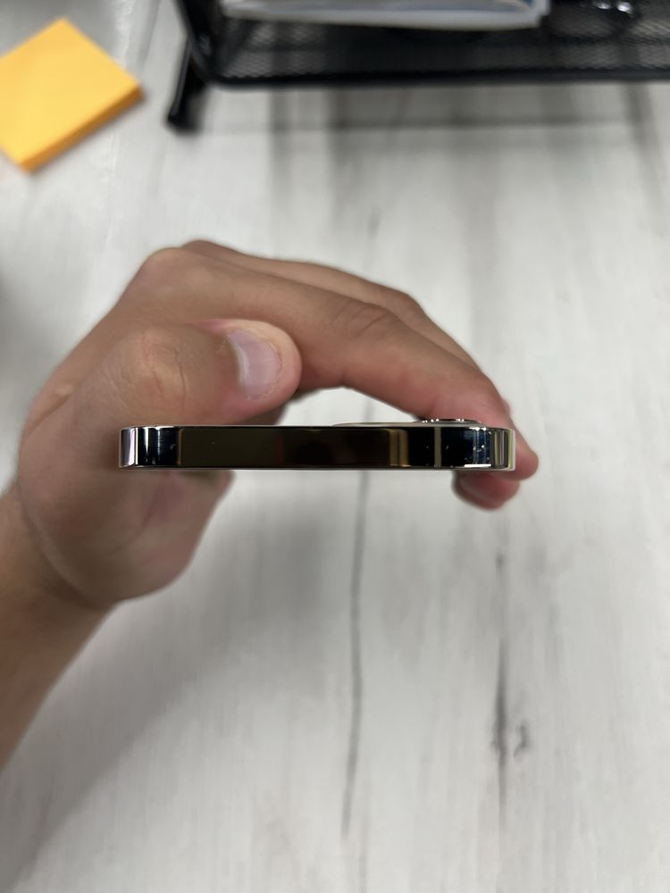 Продается IPhone 12pro