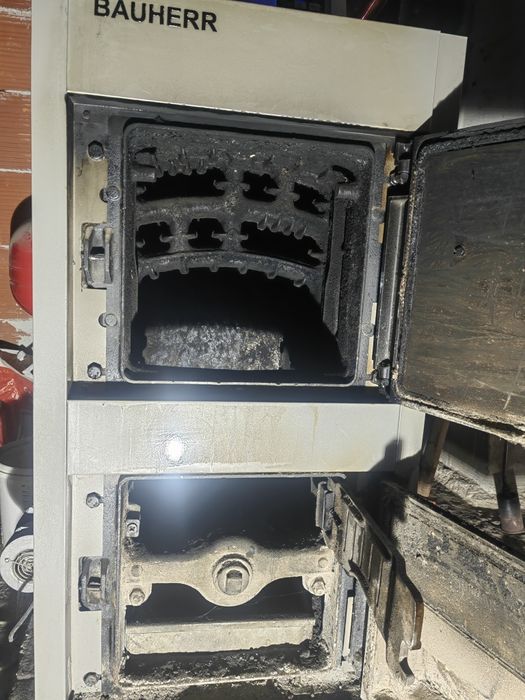 Чогунен котел на твърдо гориво 41 kw -дърва и въглища