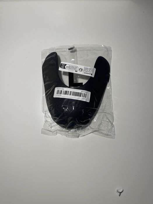 Shield de pe pantofii