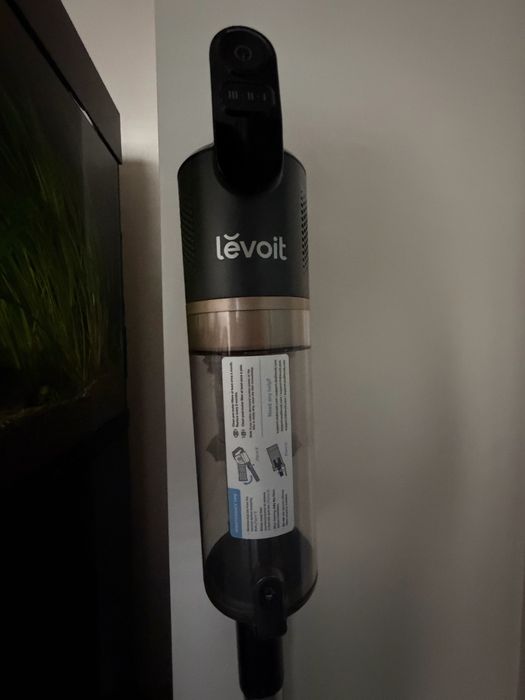 ПРОМО!! Вертикална прахосмукачка Levoit LVAC-200