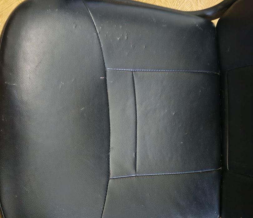 Scaun de birou directorial ergonomic.  Reglabil/Tilt