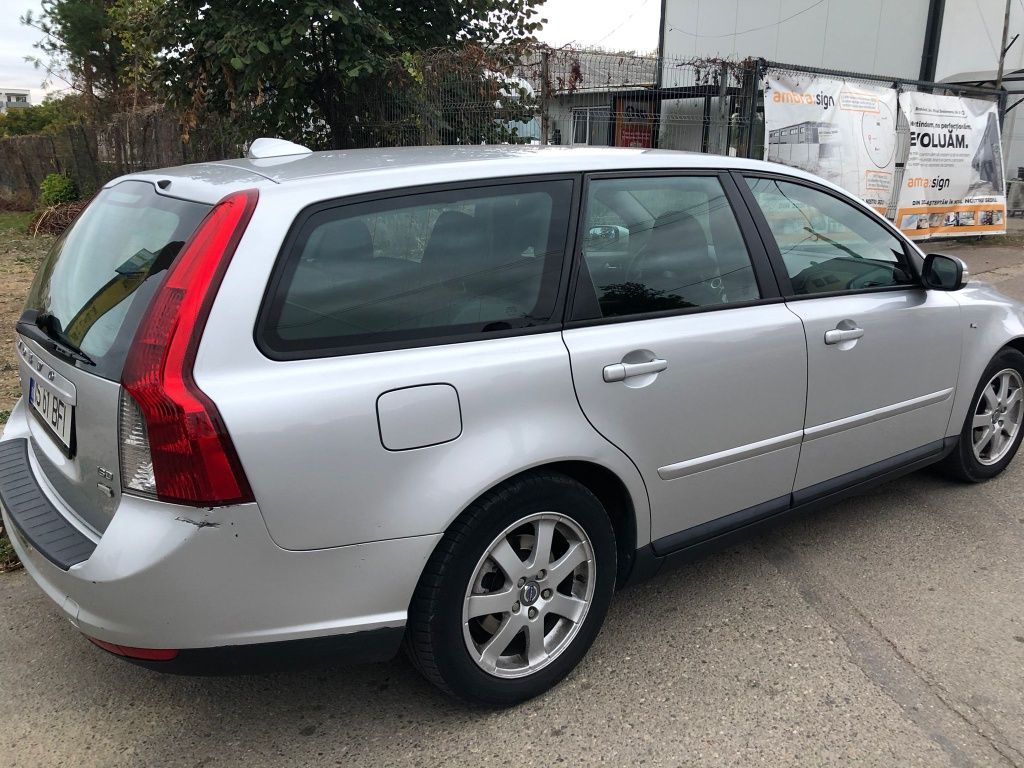 Vând volvo V50 în stare perfecta