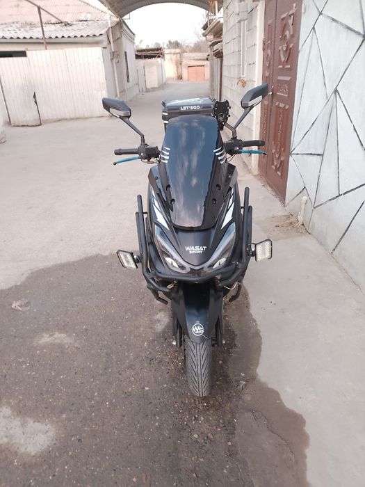 Продается срочно скутер