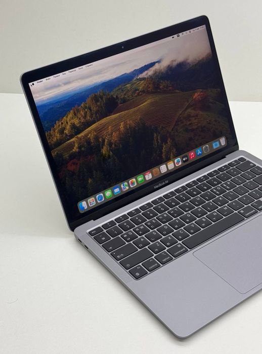 Macbook air M1.