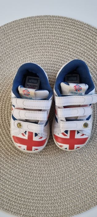 Детски кецове Adidas 21 номер