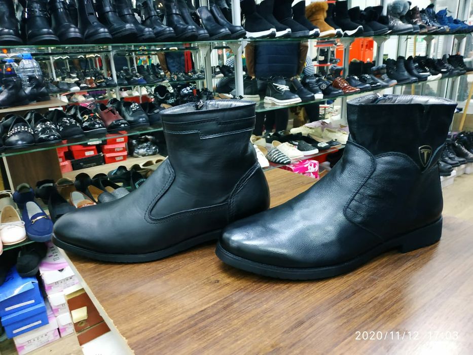 Продам зимние сапоги