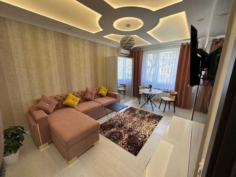 Чиланзар 3. 1комнатная/2этаж/4 Ориентир Эстимед