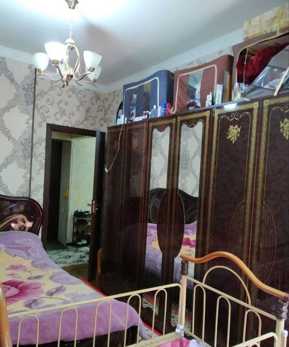 срочно  ПРОДАЕТСЯ квартира на юнусабаде 2/3/4 всего за 67900уе