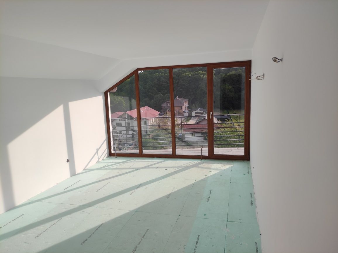 Casa , locuință în comuna Mosoaia