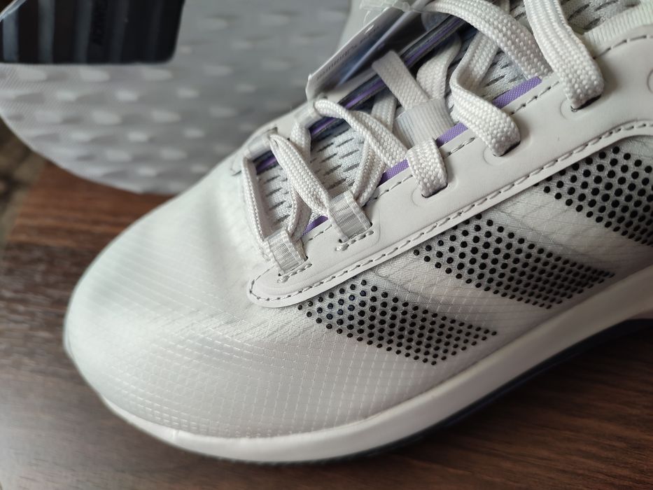 Adidasi alergare Avryn ADIDAS Noi