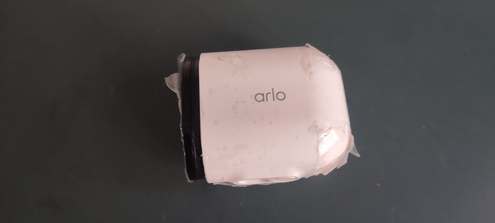 Camera supraveghere Arlo pro 4 mode VMC4041Pl