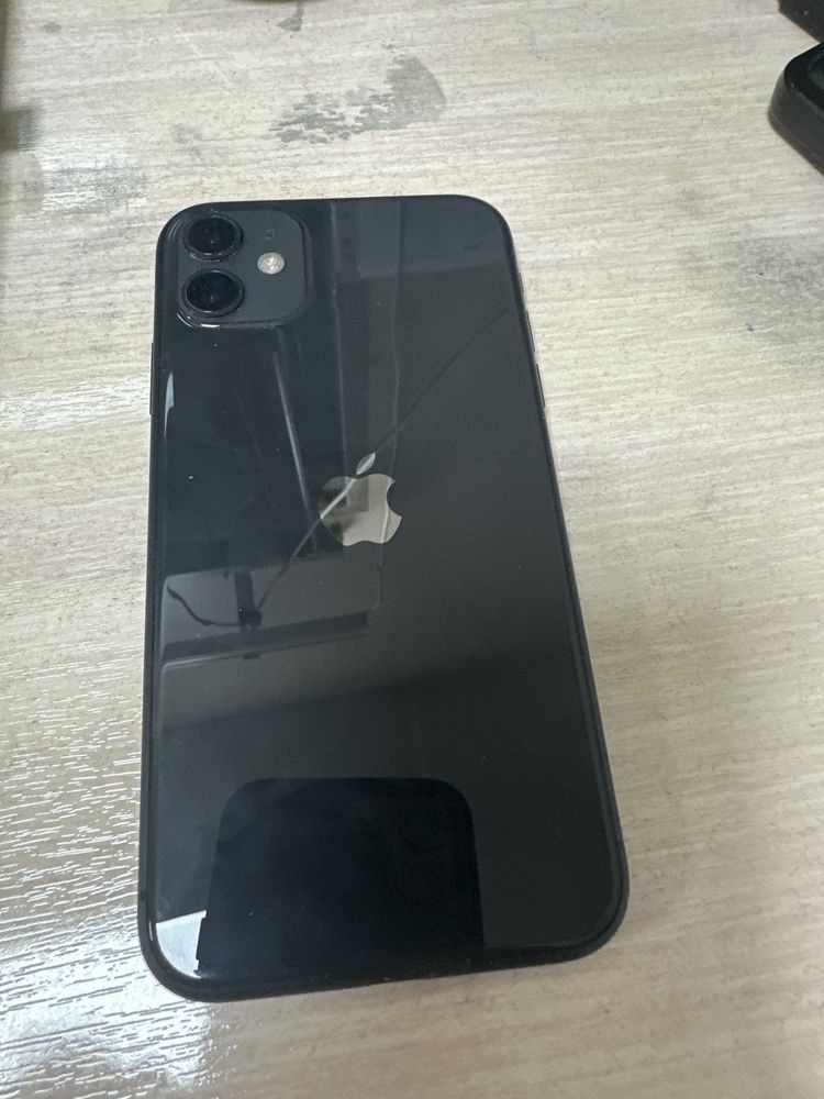 Продам :  Apple iPhone 11 64Gb  ( Узынагаш ) лот-323927