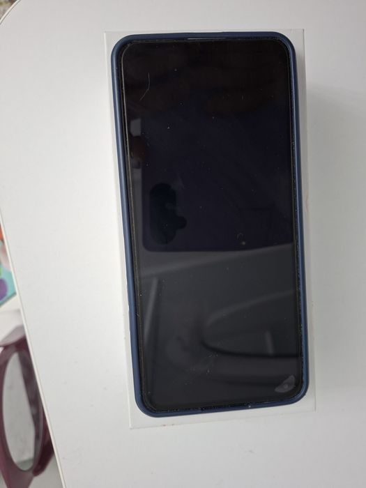 Продаю сотовый телефон