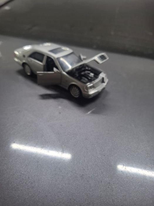 Ойыншықтар сатылады