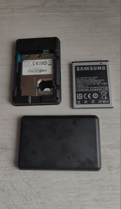 Samsung GT-B3800 LTE 4G Sim RDS Digi Wi Fi Hot Spot router-decodat