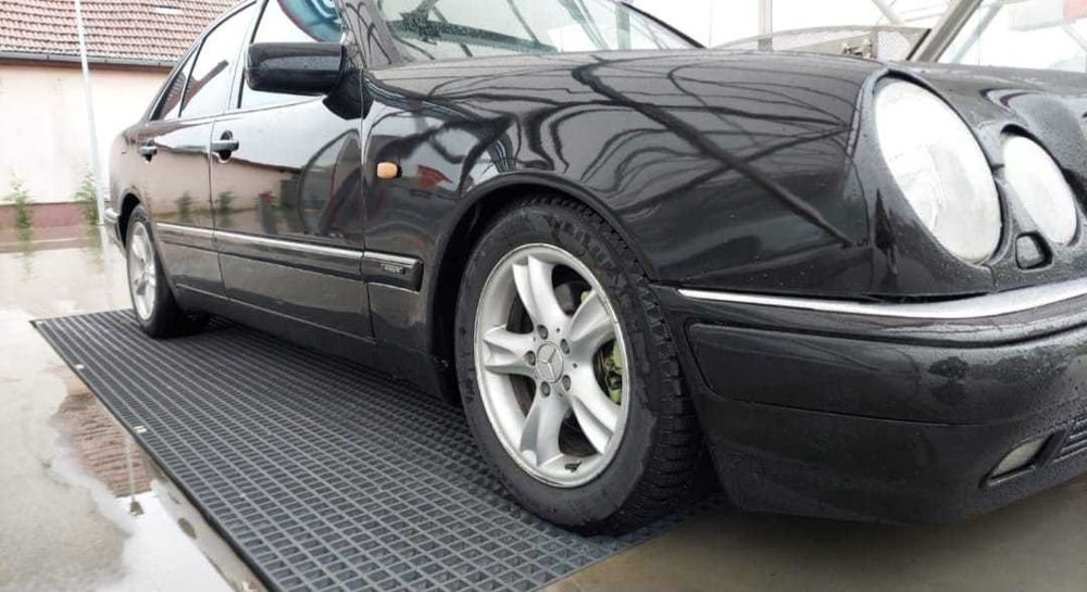 mercedes e class w210